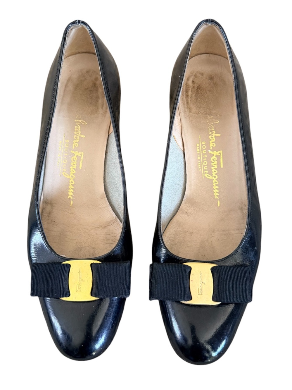 Salvatore Ferragamo Black Patent Vara Bow Flats with Gold Plaque